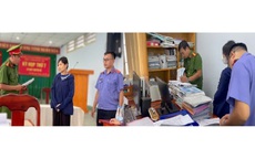 Đồng Nai: Bắt tạm giam 1 nguyên cán bộ phường lừa đảo hơn 28 tỉ đồng 