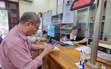 Yêu cầu chi trả đầy đủ trợ cấp cho người yếu thế