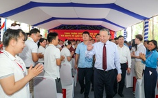 Tổng Bí thư, Chủ tịch nước thăm hỏi, động viên công nhân - lao động tại TPHCM