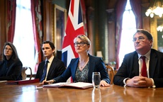 Hé mở giải pháp cho eo biển Hormuz