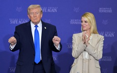 Tổng thống Mỹ Donald Trump sa thải Bộ trưởng Tư pháp Pam Bondi