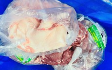 Công ty chế biến, nhà trường có "vô can" khi để thịt heo nhiễm bệnh vào trường học?