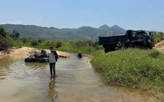 Khánh Hòa: “Cát tặc” hoạt động giữa trưa, bố trí người cảnh giới