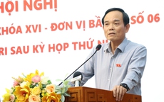 Bí thư Thành ủy TPHCM: Không cổ xúy tư duy "quản không được thì cấm"
