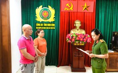 Bắt cặp vợ chồng đưa hối lộ cho cán bộ xã