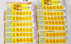 Trúng xổ số miền Nam, nhiều người ở TPHCM, Tây Ninh và Cà Mau đổi thưởng ngay