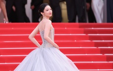 Minh tinh Châu Dã lộ video clip hôn bạn trai