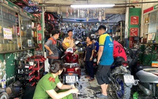 CSGT kiểm tra 3 tiệm sửa xe ở Thủ Đức, yêu cầu không độ xe