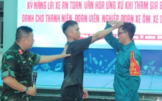 Ra mắt Nghiệp đoàn xe ôm, xe công nghệ phường Phú Định