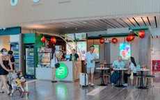 Tạm biệt "thức ăn nhanh" sân bay: khám phá ẩm thực bản địa tươi - lành tại Tân Sơn Nhất