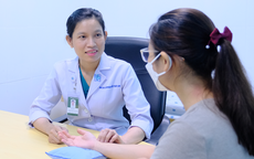 Không có chuyện phơi nắng chữa bách bệnh