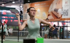 Thúy Ngân: "Anh S.T Sơn Thạch run một, tôi run mười!"