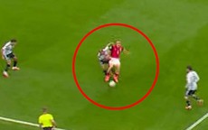 Thủ môn huyền thoại đòi huỷ bàn thắng kỷ lục của Messi