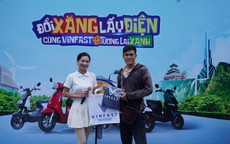 Đổi xăng lấy điện: Khách hàng Vĩnh Long “chốt” xe máy điện VinFast chỉ sau 10 phút lái thử