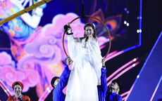Hòa Minzy, Quang Hùng MasterD bùng nổ trong concert "Thanh xuân"