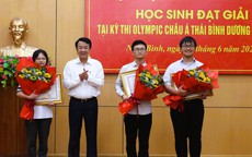 Khen thưởng học sinh đoạt giải Kỳ thi Olympic Châu Á - Thái Bình Dương