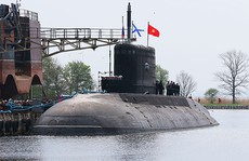 Tàu ngầm Hà Nội về đến cảng Cam Ranh ngày 30-12
