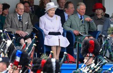 Nữ hoàng Anh trung lập về vấn đề Scotland