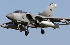 Chiến đấu cơ Anh chặn nhầm máy bay quân sự Nga