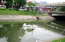 Sông, hồ Hà Nội ngày càng ô nhiễm