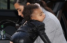 Kim Kardashian bác tin bỏ quên con gái ở khách sạn