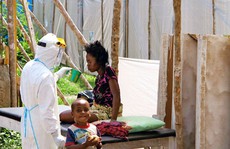Tranh cãi về thuốc điều trị Ebola