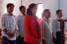 Từ buôn lậu thành kinh doanh trái phép!