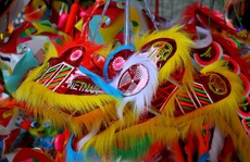 Đồ chơi Trung thu Việt thắng đậm hàng Trung Quốc