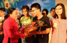 Trao 1.300 suất học bổng Nguyễn Đức Cảnh