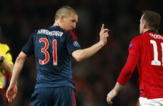 Bayern Munich cấm cửa 2 báo Anh vì tội phỉ báng Schweinsteiger