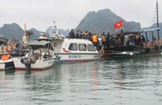 Đắm tàu du lịch có 12 khách nước ngoài trên Vịnh Hạ Long