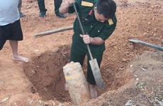 Làm đường vào khu di tích, phát hiện quả bom 125 kg