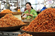 Điểm thú vị ở chợ thủy hải sản khô lớn nhất Sài Gòn