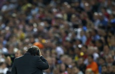 HLV Martino: Barcelona vẫn chiến đấu sau trận thua “sốc” Granada