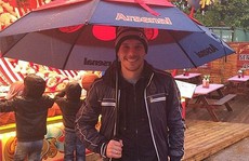 Miệt mài dự bị, Podolski ra yêu sách với HLV Wenger