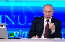 Tổng thống Putin: Chính quyền Ukraine đang kéo đất nước xuống vực thẳm