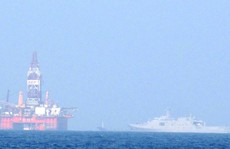 Trung Quốc lại tăng số lượng tàu quân sự ra giàn khoan 981