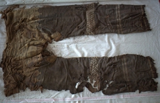 Tìm thấy chiếc quần 3.000 tuổi ở Tân Cương