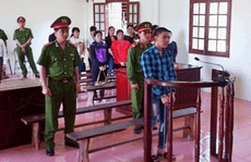 'Săn' thiếu nữ bán 'đổ đồng' 10 triệu đồng/cô