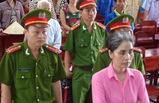 Phóng hỏa giết người vì tranh giành đất và...tiền chính sách