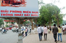 Xử lý 22 người gây rối tại bờ hồ Hoàn Kiếm