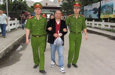 Ma túy tràn qua vùng biên