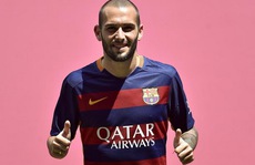 Ngán Vidal, Barcelona vẫn ký hợp đồng với… Vidal