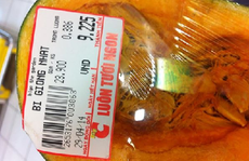 Siêu thị Big C Hà Nội bán bí đỏ hết “date”