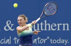 Hạ cựu số 1 Jankovic, Halep gặp đương kim số 1 Serena ở chung kết
