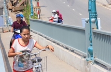 Cầu '2 trong 1' ở kênh Tân Hóa – Lò Gốm