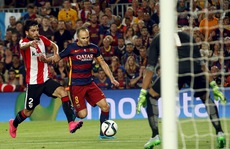 Messi lập công, Barcelona vẫn không giành nổi Siêu cúp
