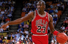 Michael Jordan: Tỉ phú thể thao đầu tiên được Forbes xếp hạng
