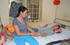 Nhẫn tâm lừa cả người khốn cùng