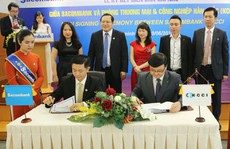 Vốn hóa Sacombank gấp 9 lần Ngân hàng Phương Nam